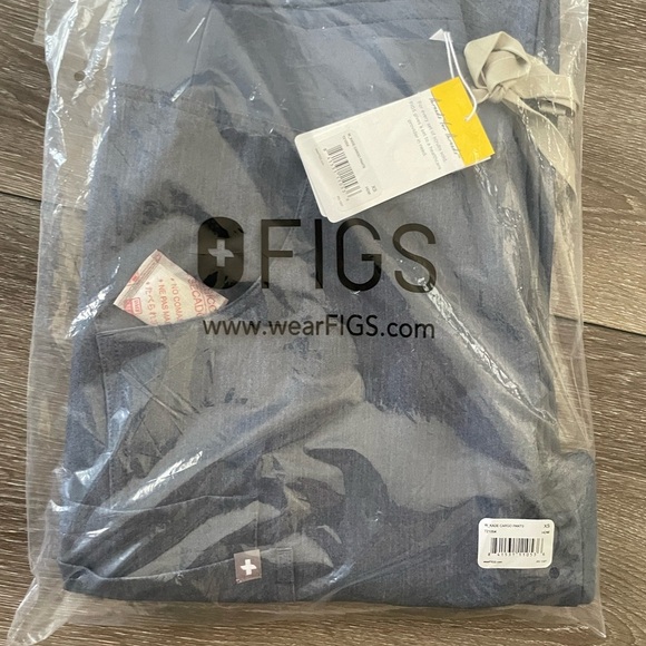 Figs Women's Straight Leg Pants - Blue - Picture 4 of 7